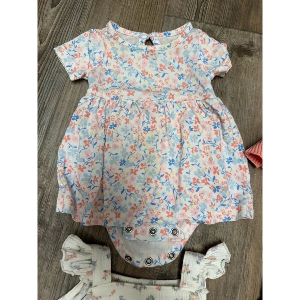 Newborn bundle - Picture 2 of 6
